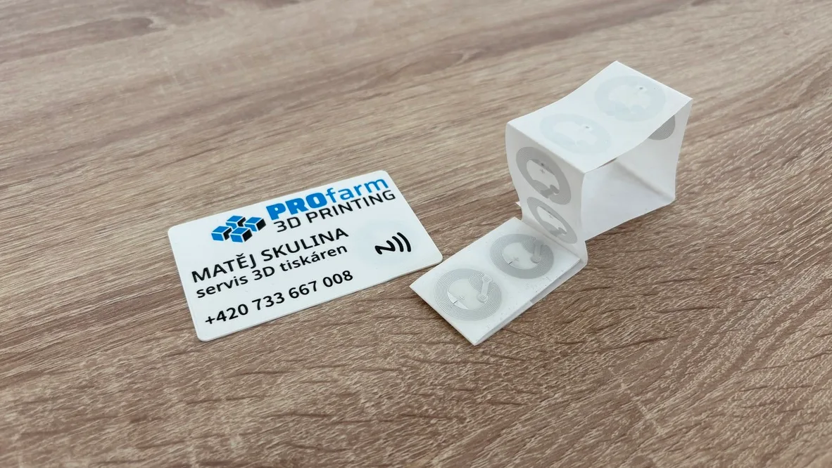 PROfarm 3D 3D-printed business card with an integrated NFC chip