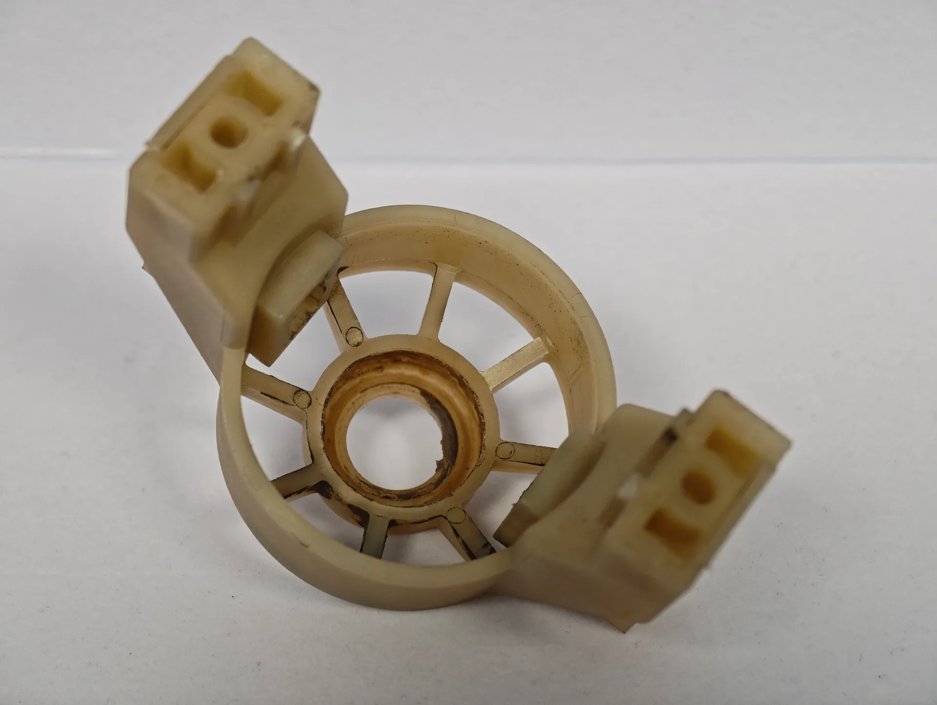 The original damaged Parkside PWH 2800 B2 rotor holder